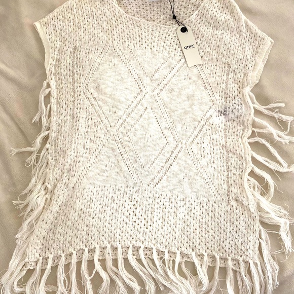 Coverup - Picture 1 of 3